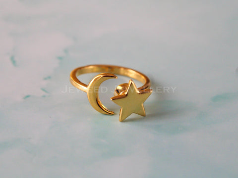 Moon and Star Ring - Fidget Ring Adjustable - 925 Sterling Silver Anxiety Ring - Spinning Worry Rings For Women , Perfect Gift For Her .
